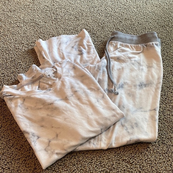 PJ Salvage Black & White Marble Size Medium Pajama/Loungewear Set in GUC - Picture 1 of 7